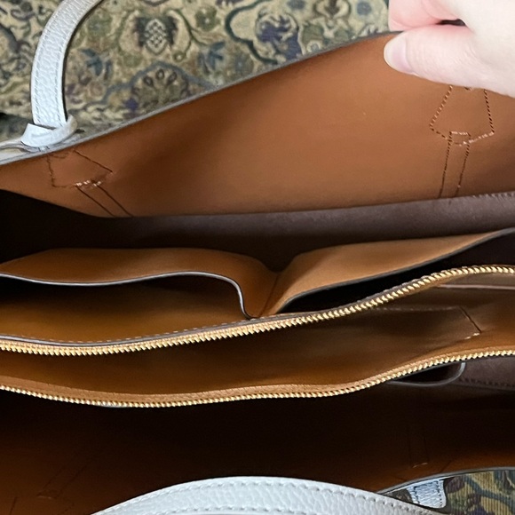 Tory Burch Perry Triple Compartment Tote! - Picture 9 of 11